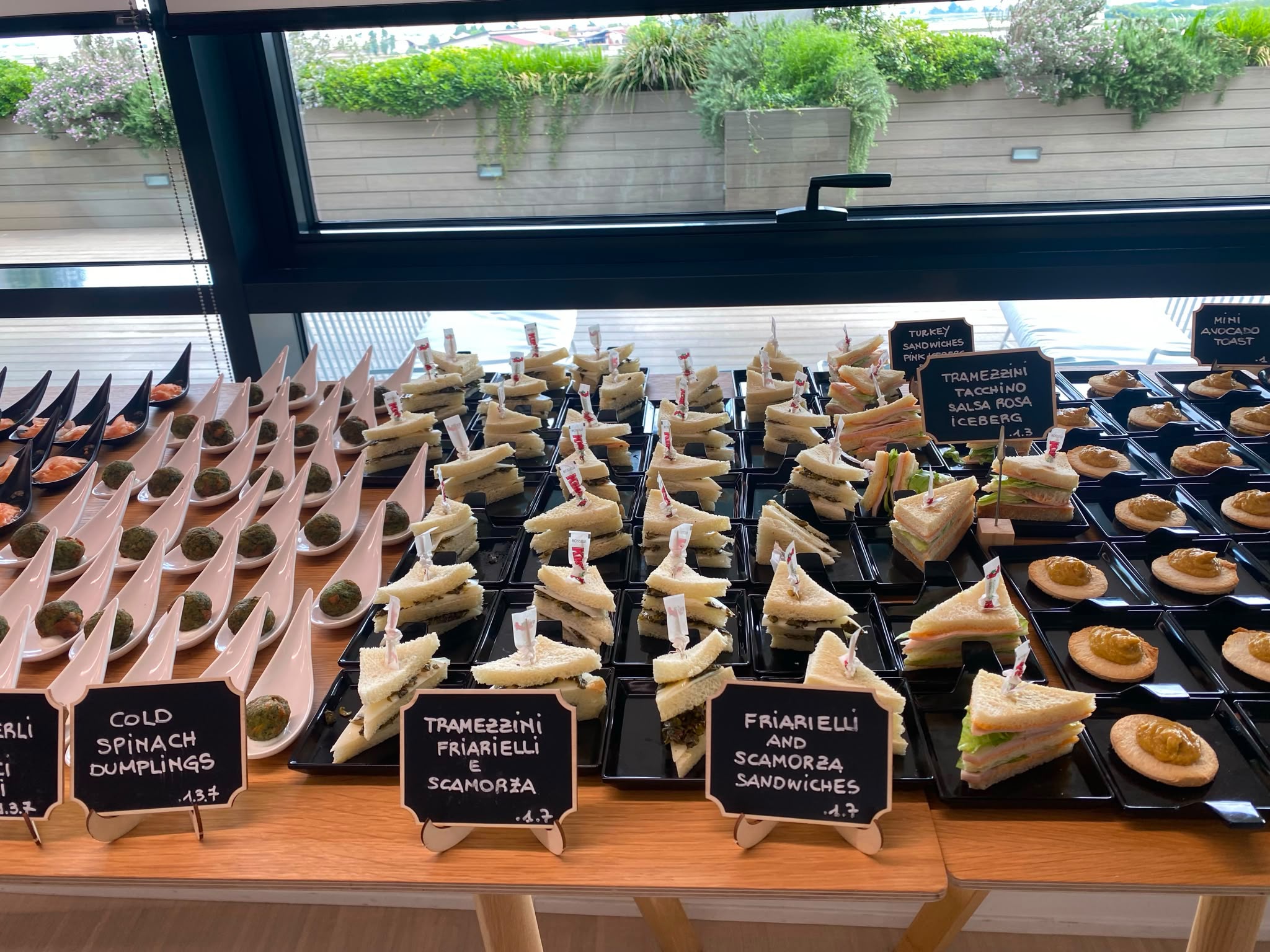 Dettaglio buffet per eventi e catering